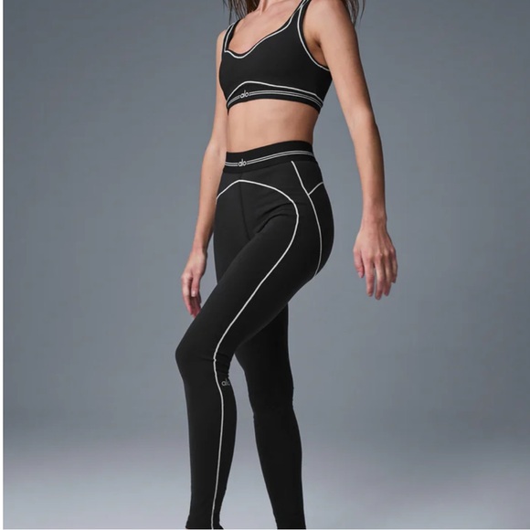 ALO Yoga Black Leggings with White Accents - Picture 1 of 9